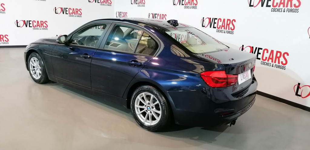 BMW SERIE 3 320D BERLINA M AUTOM EFFICIENT DYNAMICS 163 de segunda mano