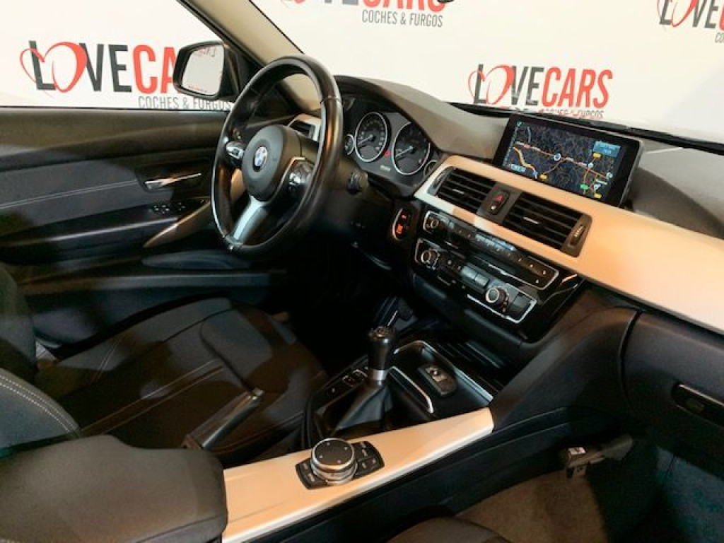 BMW SERIE 3 320D BERLINA PACK M 163 de segunda mano