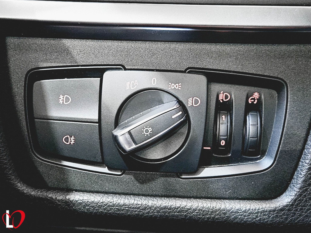 BMW SERIE 3 FAMILIAR 316D DESIGN SPORT 116 de segunda mano
