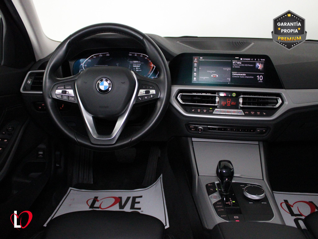 BMW SERIE 3 TOURING 318 D AUTO. ADVANGARDE 150 de segunda mano
