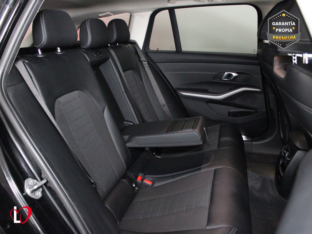 BMW SERIE 3 TOURING 318 D AUTO. ADVANGARDE 150 de segunda mano