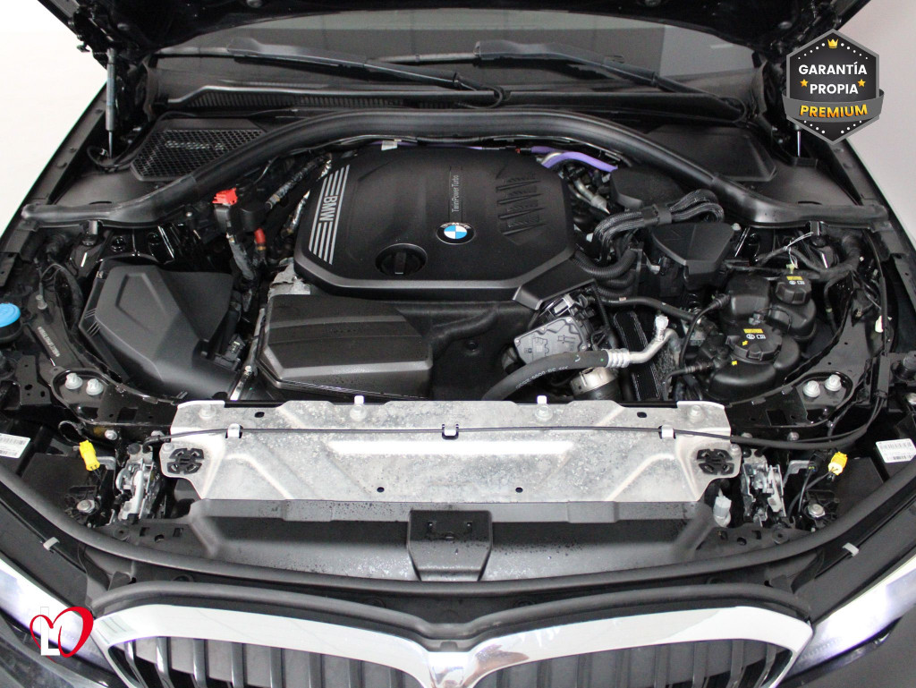 BMW SERIE 3 TOURING 318 D AUTO. ADVANGARDE 150 de segunda mano
