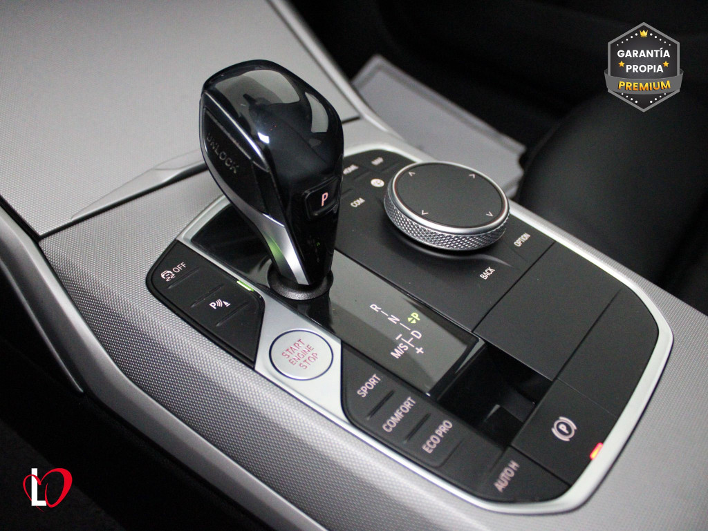 BMW SERIE 3 TOURING 318 D AUTO. ADVANGARDE 150 de segunda mano