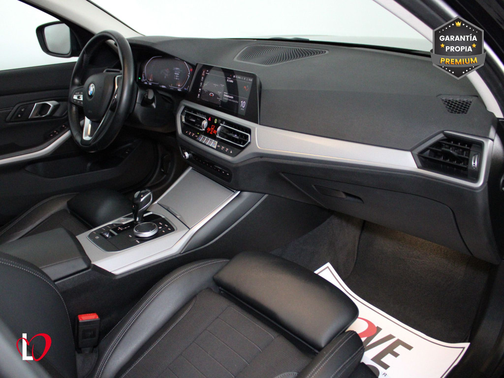 BMW SERIE 3 TOURING 318 D AUTO. ADVANGARDE 150 de segunda mano