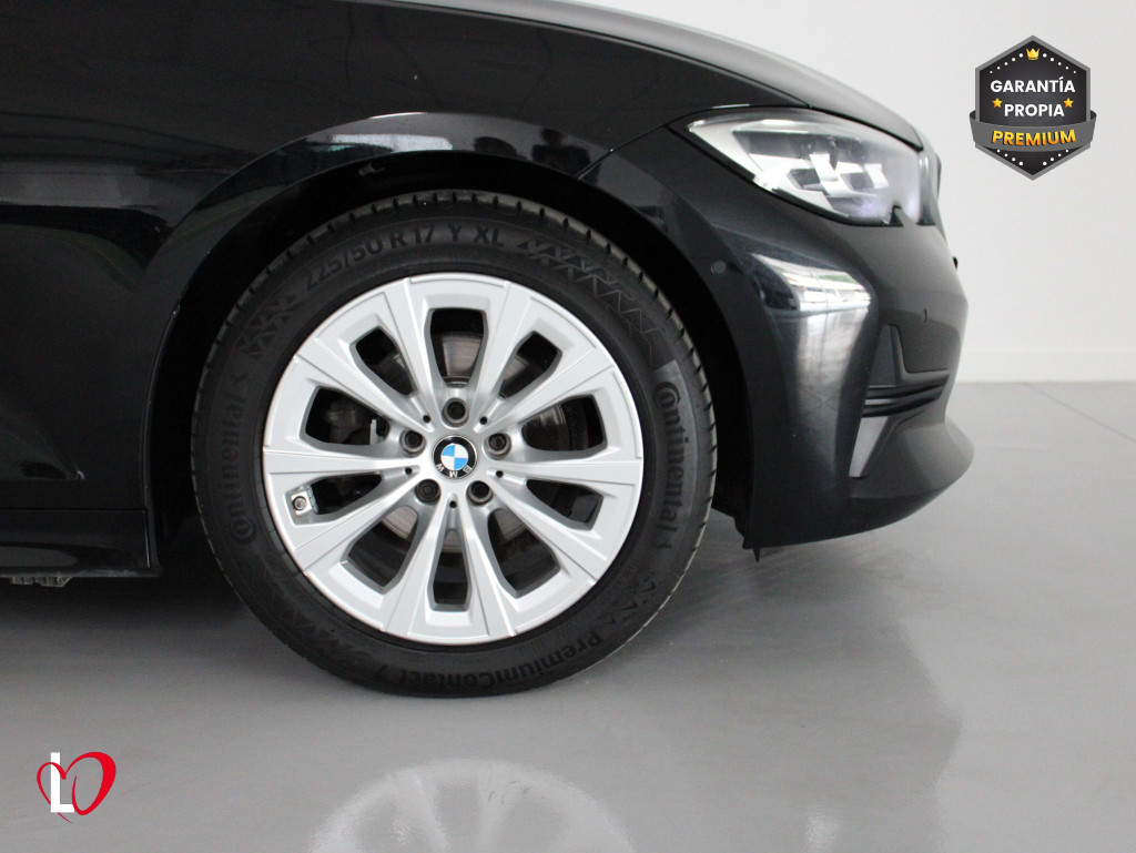BMW SERIE 3 TOURING 318 D AUTO. ADVANGARDE 150 de segunda mano