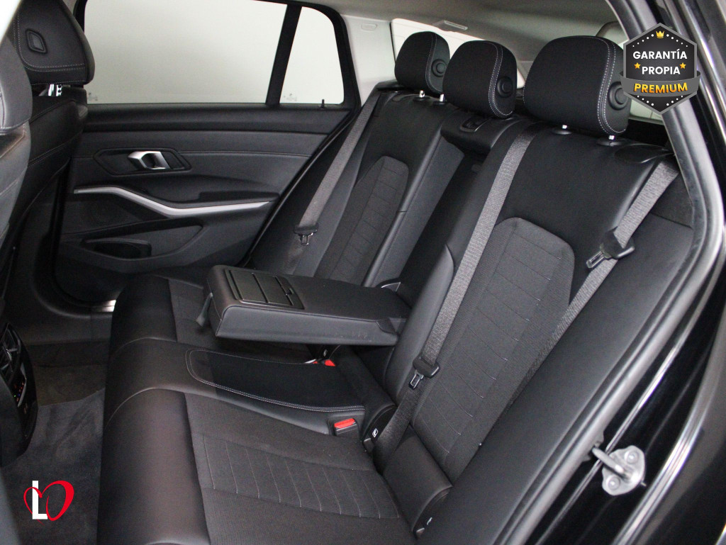 BMW SERIE 3 TOURING 318 D AUTO. ADVANGARDE 150 de segunda mano