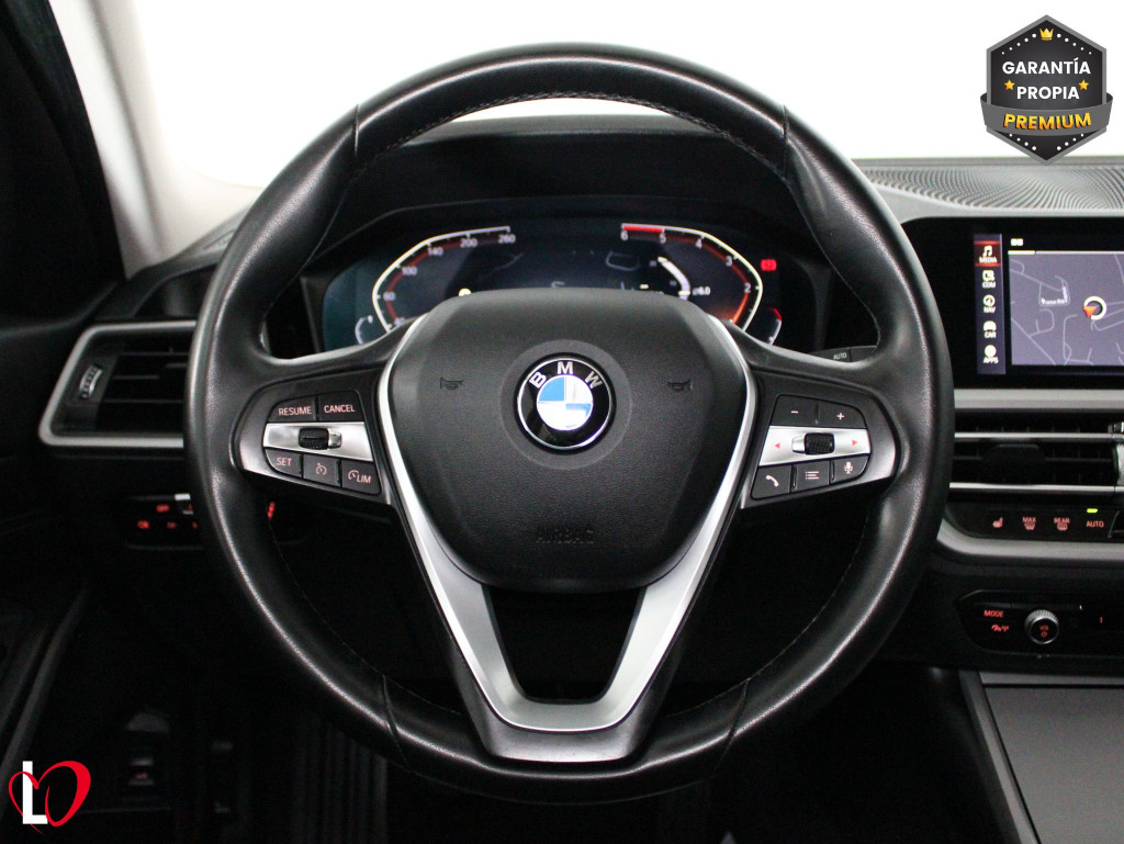 BMW SERIE 3 TOURING 318D 6V LIVE 150 de segunda mano