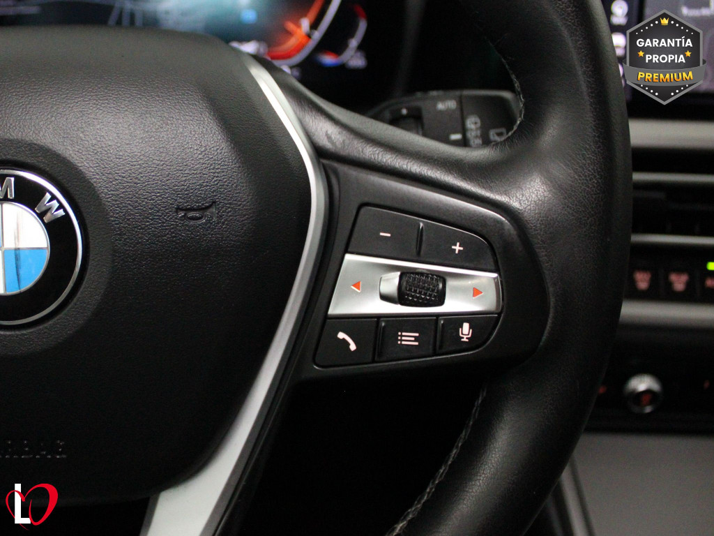 BMW SERIE 3 TOURING 318D 6V LIVE 150 de segunda mano
