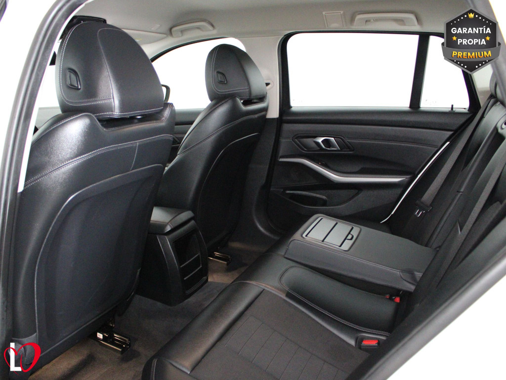BMW SERIE 3 TOURING 318D 6V LIVE 150 de segunda mano