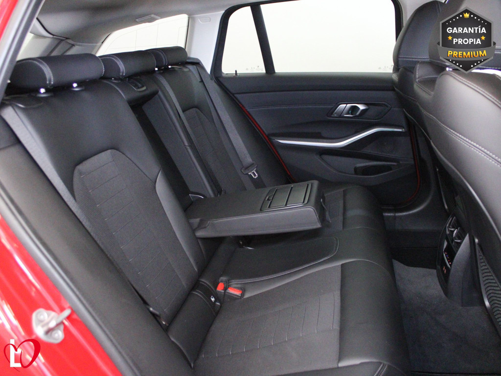 BMW SERIE 3 TOURING 320 D AUTO. PACK M 190 de segunda mano