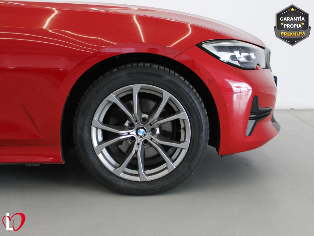BMW SERIE 3 TOURING 320 D AUTO. PACK M 190 de segunda mano