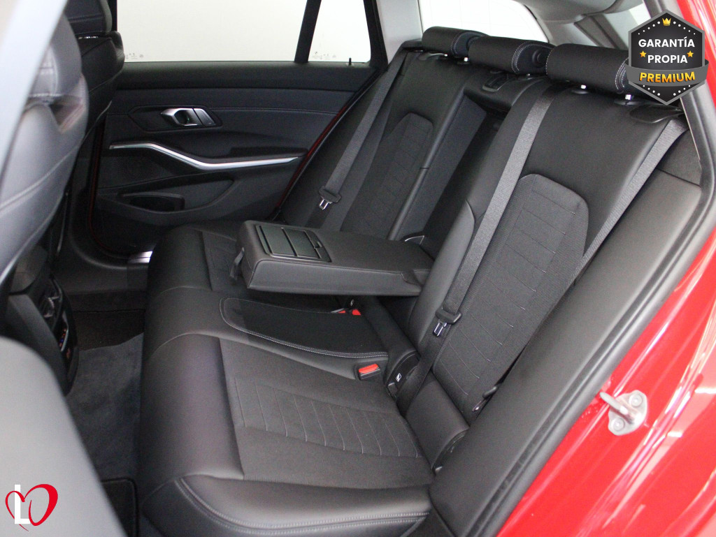 BMW SERIE 3 TOURING 320 D AUTO. PACK M 190 de segunda mano