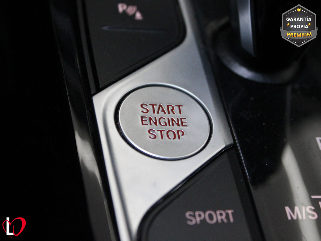 BMW SERIE 3 TOURING 320 D AUTO. PACK M 190 de segunda mano