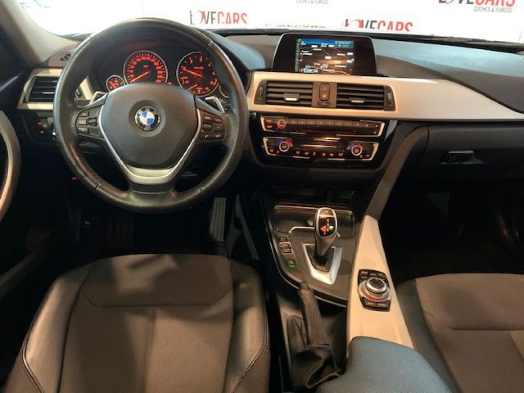 BMW SERIE 3 TOURING 320D AUTOM. ADVANTAGE 190 de segunda mano