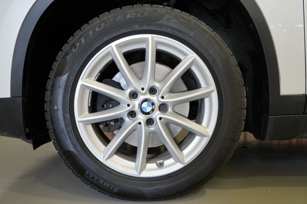 BMW X1 18 D SDRIVE PIEL 136 de segunda mano