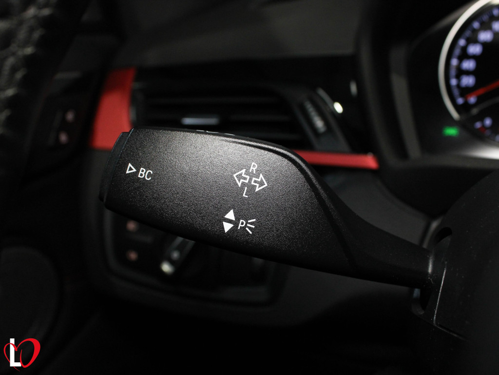 BMW X1 18D S DRIVE X LINE TECHO 150 de segunda mano