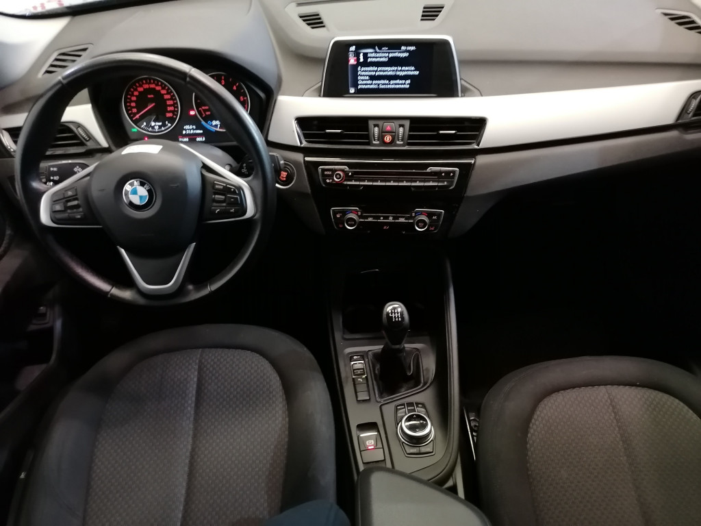 BMW X1 2.0 SDRIVE 18D BUSINESS 150CV de segunda mano