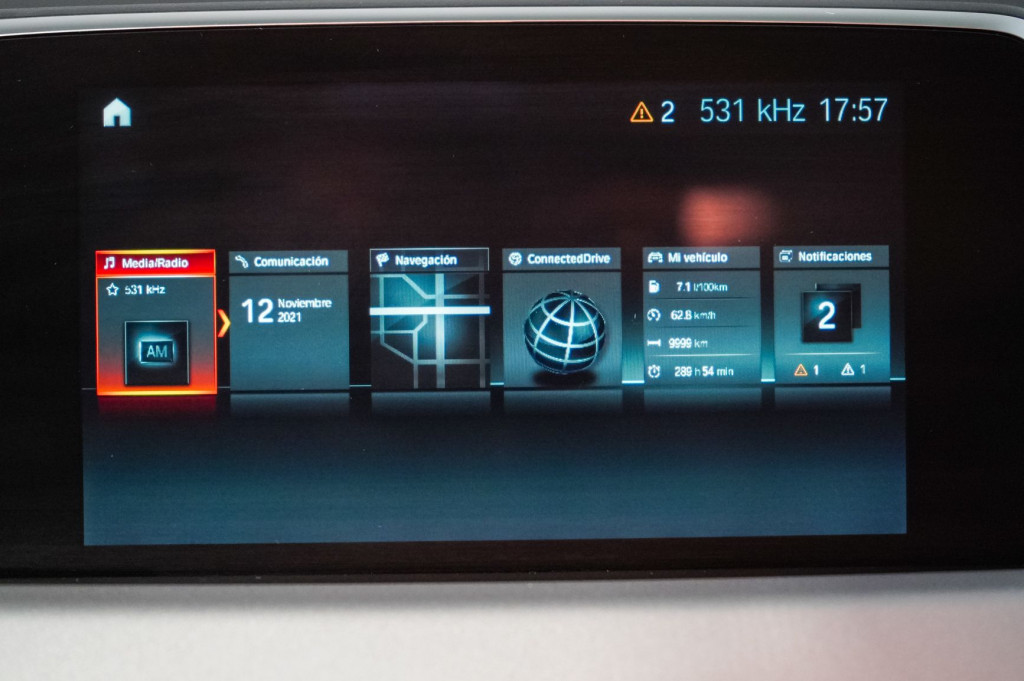 BMW X1 XDRIVE 18D AUTOM. DESIGN 150 de segunda mano