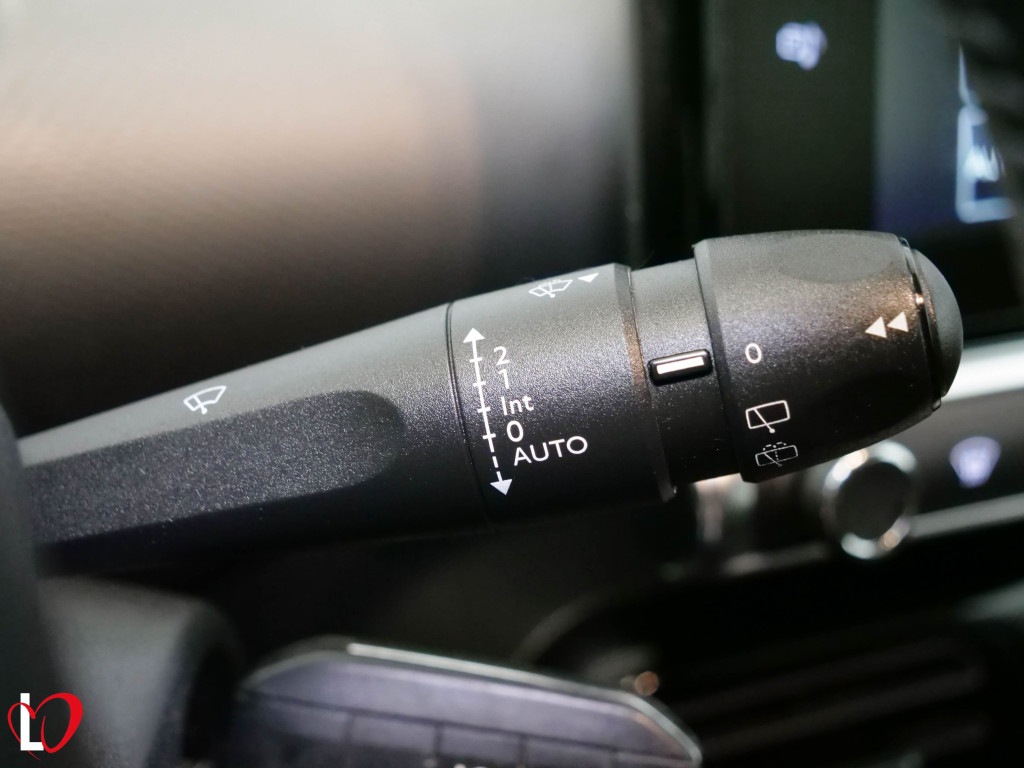 CITROEN C4 CACTUS 1.2 PURETECH S&S FEEL EDITION 110 de segunda mano
