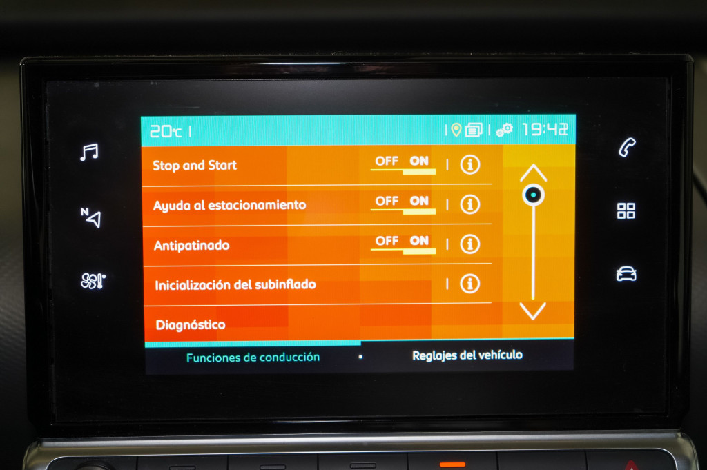 CITROEN C4 CACTUS BLUEHDI AUTO. FELL 120 de segunda mano