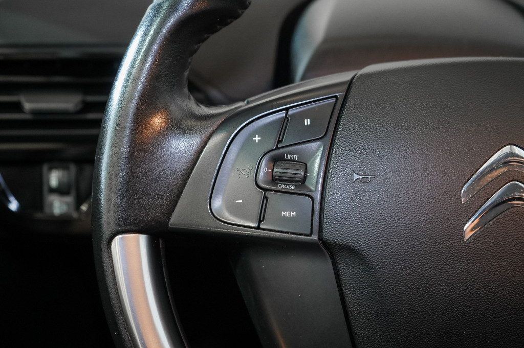 CITROEN C4 SPACETOURER BLUEHDI BUSINESS 130 de segunda mano