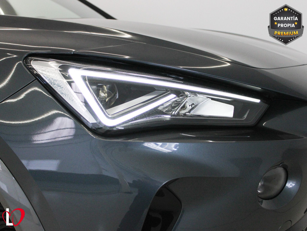 CUPRA FORMENTOR 1.4 E-HYBRID PLUG-IN 204 de segunda mano