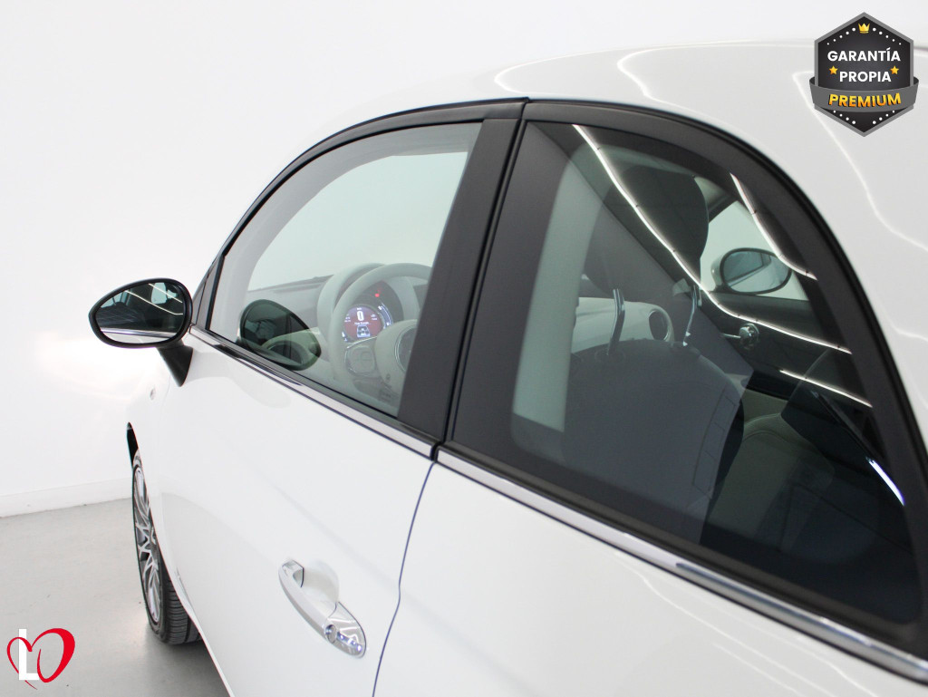FIAT 500 1.0 DOLCEVITA HYBRID 70 de segunda mano FIAT 500 1.0 DOLCEVITA HYBRID 70 de segunda mano