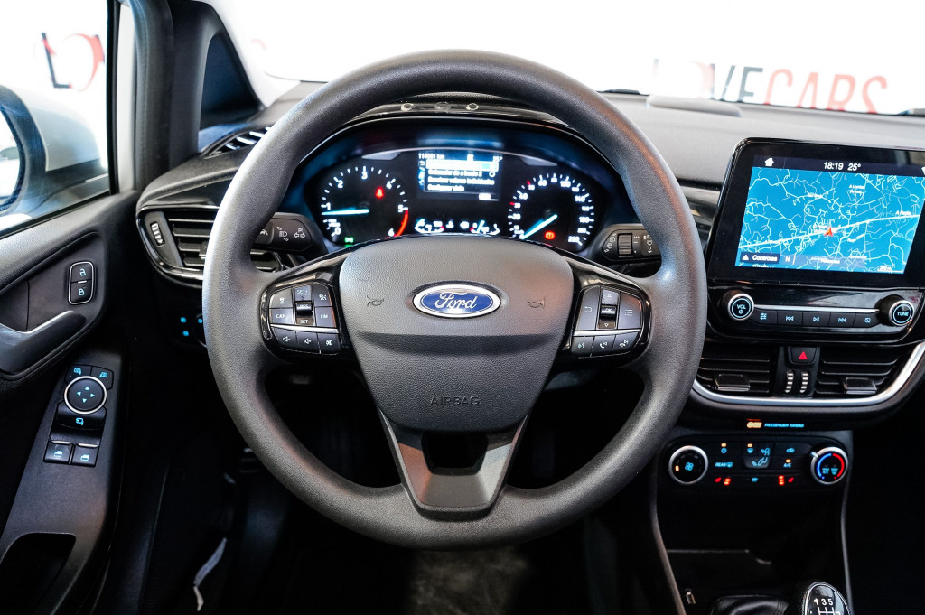 FORD FIESTA 1.5 TDCI COOL&CONNECT 85 de segunda mano