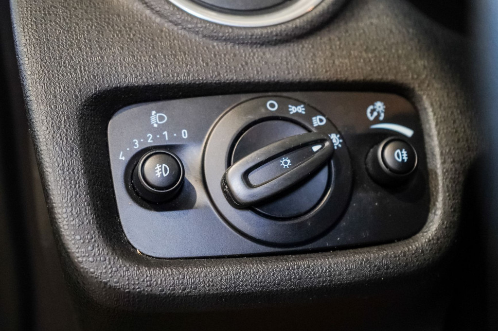 FORD FIESTA 1.6 TDCI de segunda mano
