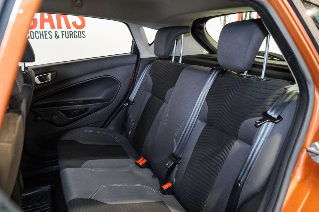 FORD FIESTA 1.6 TDCI de segunda mano