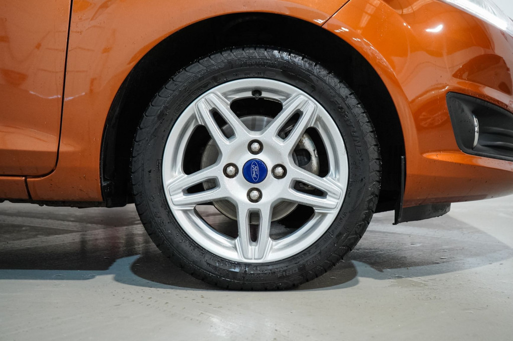 FORD FIESTA 1.6 TDCI de segunda mano