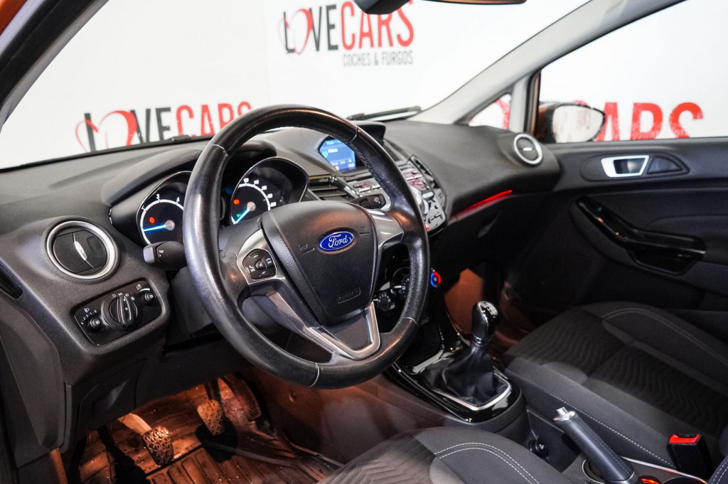 FORD FIESTA 1.6 TDCI de segunda mano