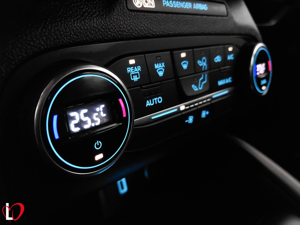 FORD FOCUS 1.5 ECOBLUE ST-LINE 120 de segunda mano