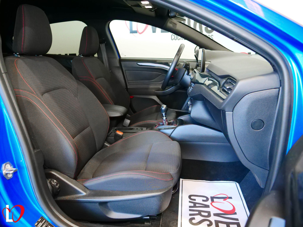 FORD FOCUS 1.5 ST LINE de segunda mano