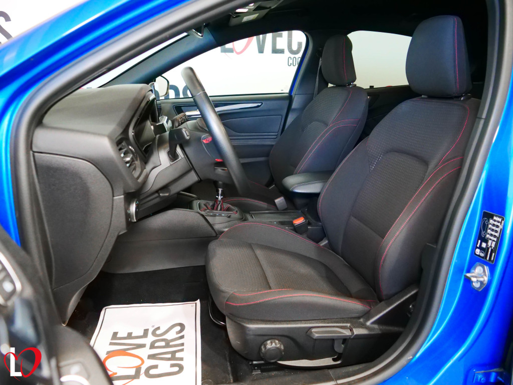 FORD FOCUS 1.5 ST LINE de segunda mano