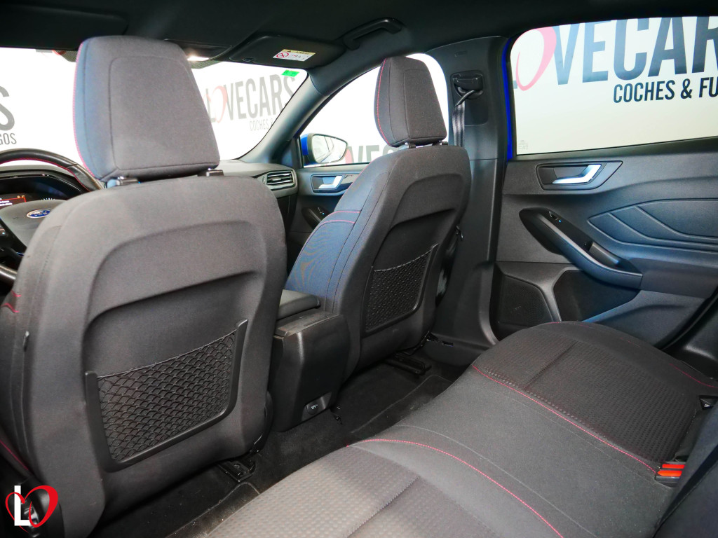 FORD FOCUS 1.5 ST LINE de segunda mano