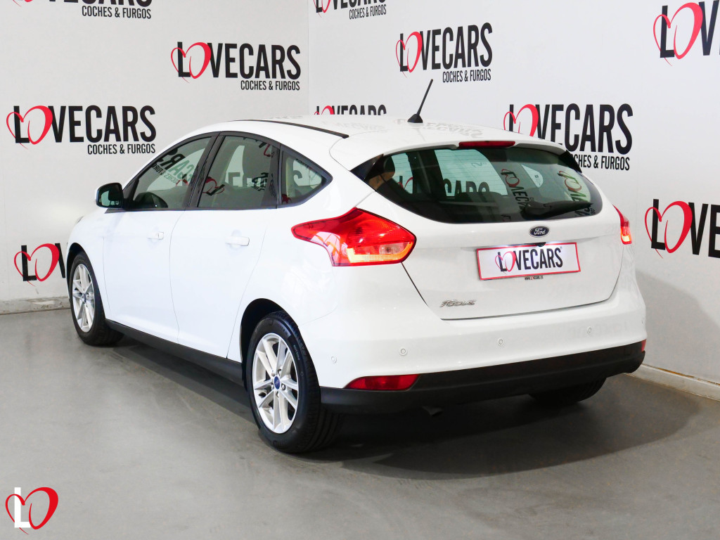 FORD FOCUS 1.5 TDCI BUSINESS 6 VEL 95 de segunda mano