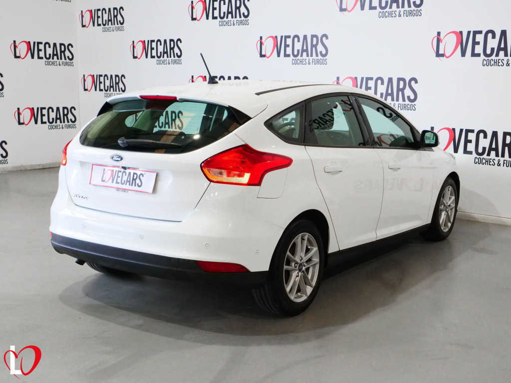 FORD FOCUS 1.5 TDCI BUSINESS 6 VEL 95 de segunda mano