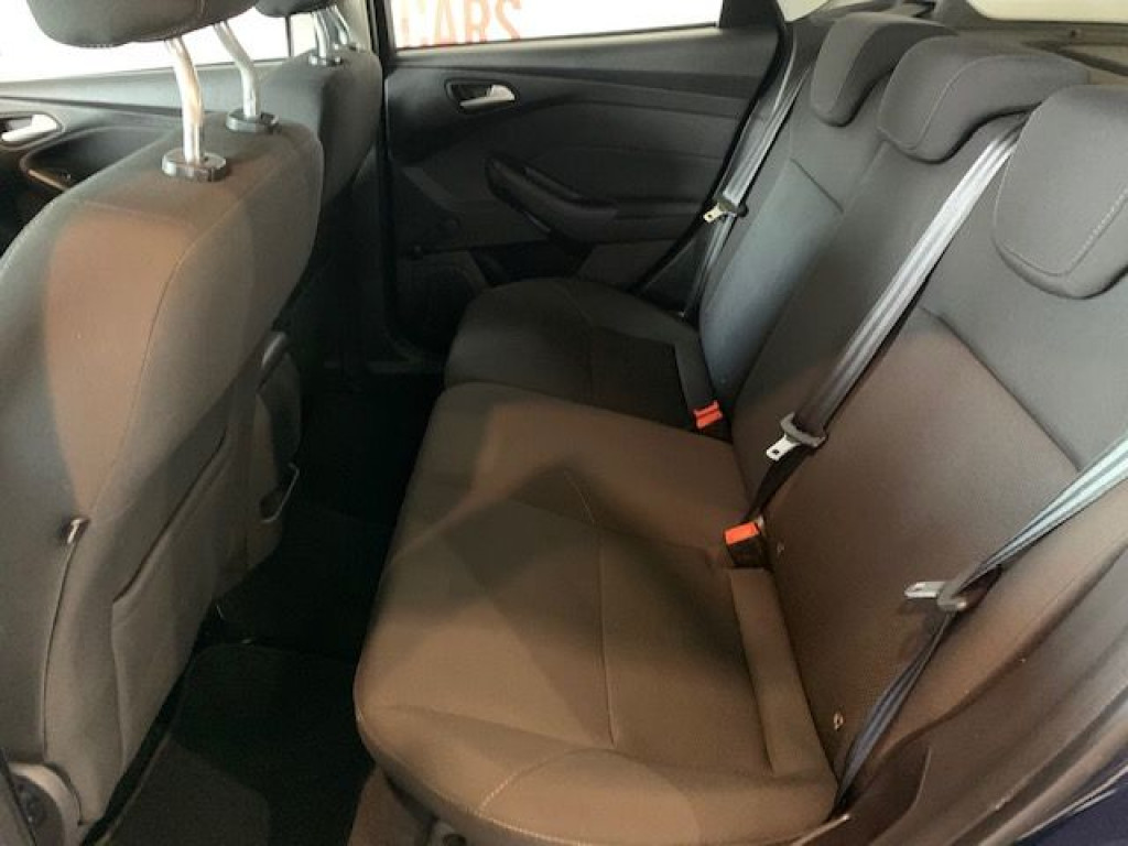 FORD FOCUS 1,5 TDCI E6 TREND+ 95CV de segunda mano
