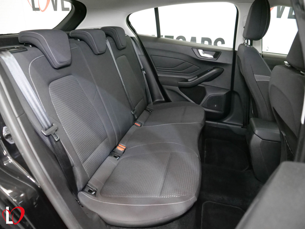 FORD FOCUS 1.5 TDCI ECOBLUE TREND+ 6 VEL 120 de segunda mano