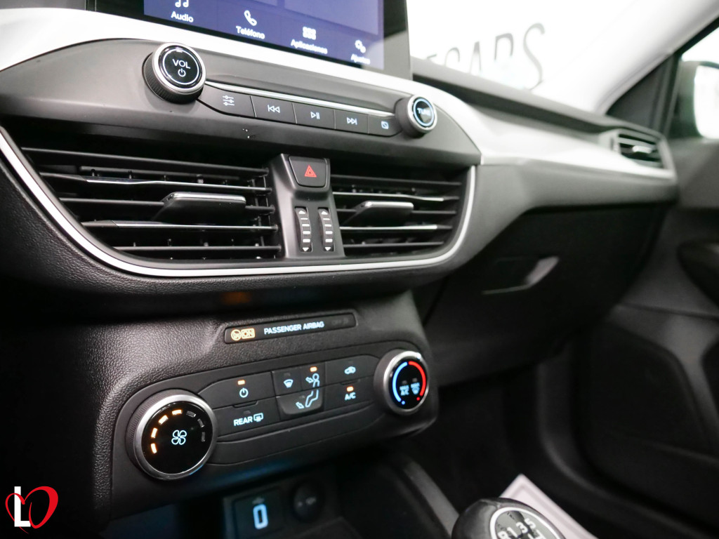 FORD FOCUS 1.5 TDCI ECOBLUE TREND+ 6 VEL 120 de segunda mano
