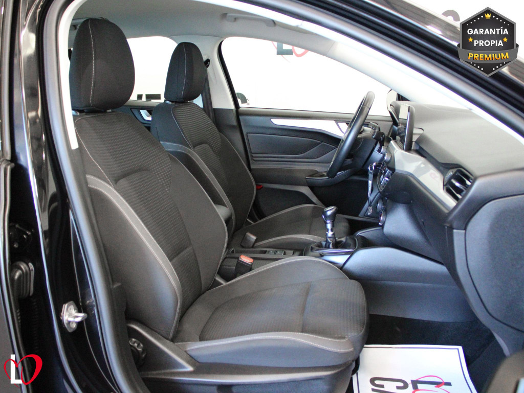 FORD FOCUS 1.5 TDCI ECOBLUE TREND + 6 VEL 120 de segunda mano