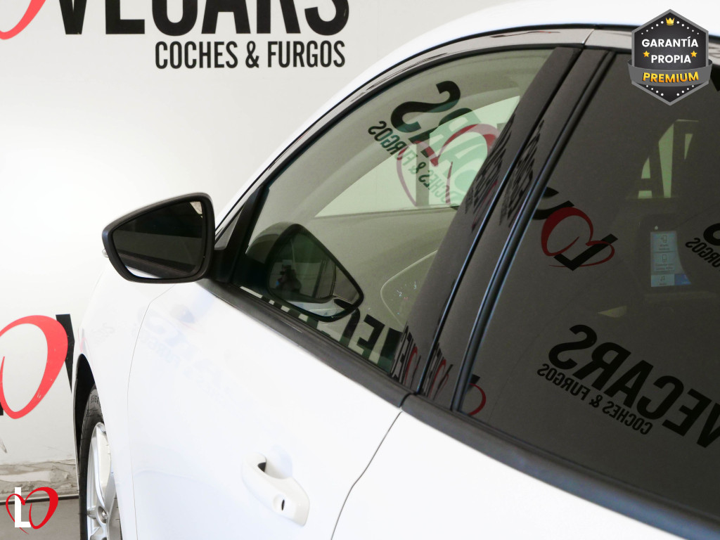 FORD FOCUS 1.5 TDCI ECOBLUE TREND 6 VEL 95 de segunda mano