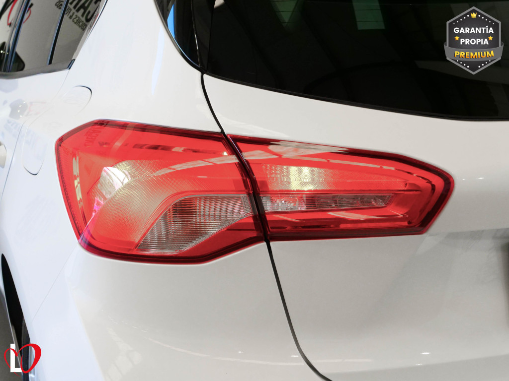 FORD FOCUS 1.5 TDCI ECOBLUE TREND 6 VEL 95 de segunda mano