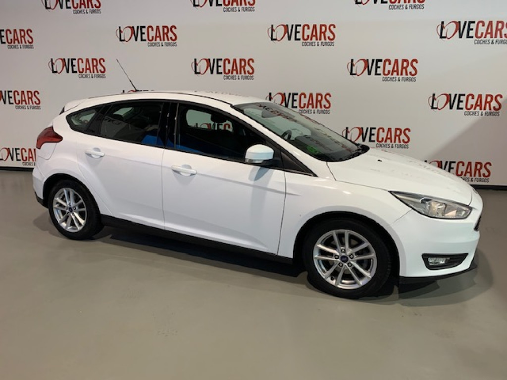 FORD FOCUS 1.5 TDCI TREND+ E6 120CV de segunda mano