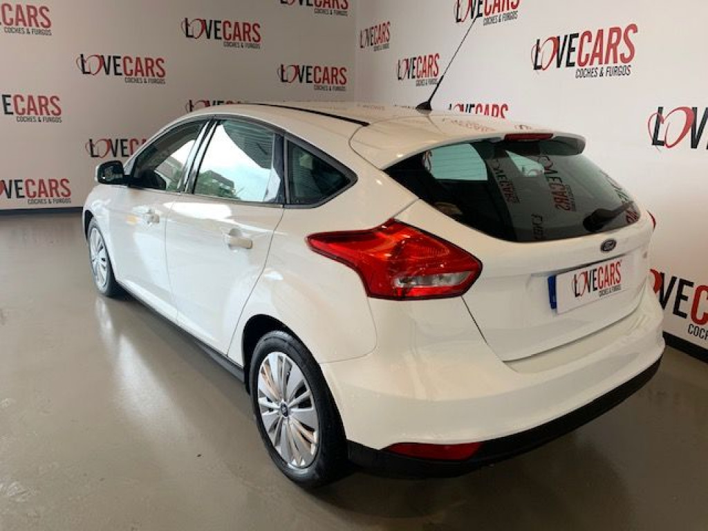 FORD FOCUS 1.6 TDCI TREND 115CV de segunda mano