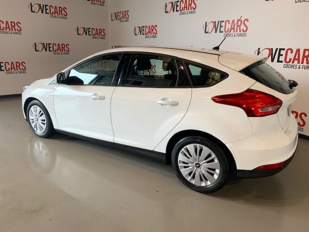 FORD FOCUS 1.6 TDCI TREND 115CV de segunda mano