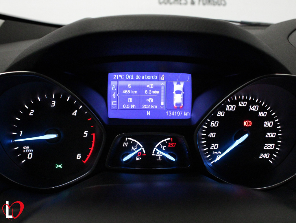 FORD KUGA 2.0 TDCI 163CV 4X4 TITANIUM de segunda mano