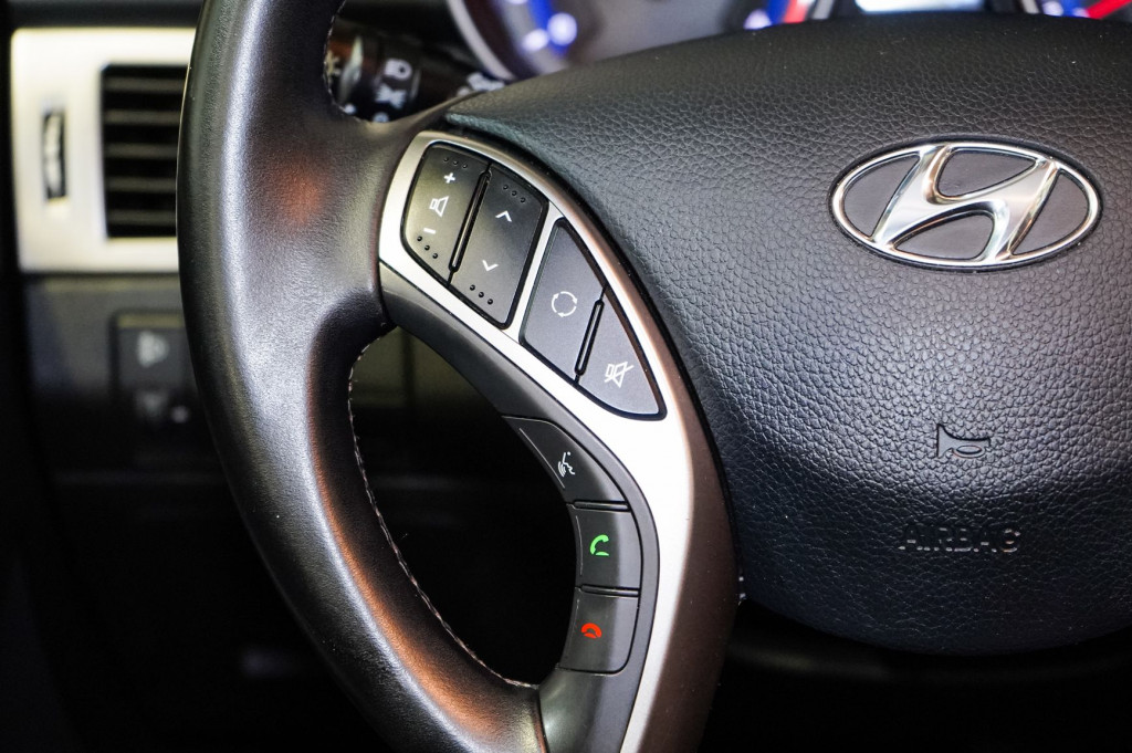 HYUNDAI I30 1.4 CRDI de segunda mano