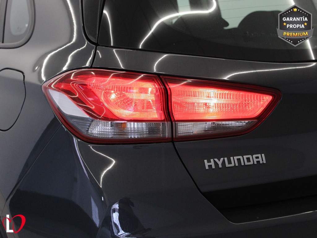 HYUNDAI i30 1.5 DPI ESSENCE 110 de segunda mano